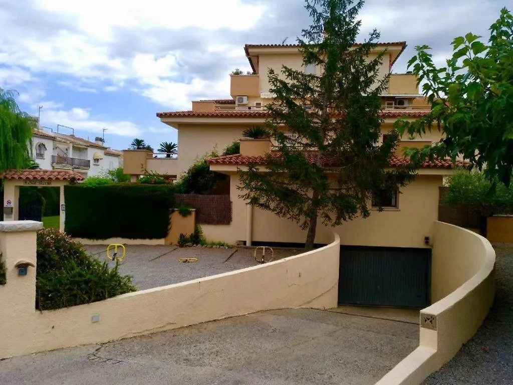 Apartment Apartamentos Stil Mar Anna - Stil Port Mar Anna L'Escala Spain
